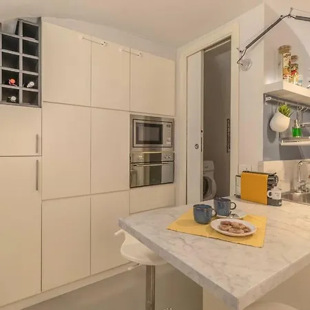 Unique View Farnese Classy Loft *